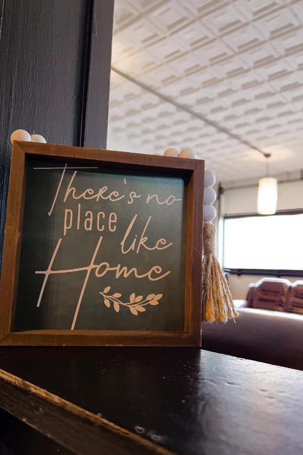 The Pub- 8Br Free Parking, Minutes From Falls & Casino Niagarafallen Exteriör bild
