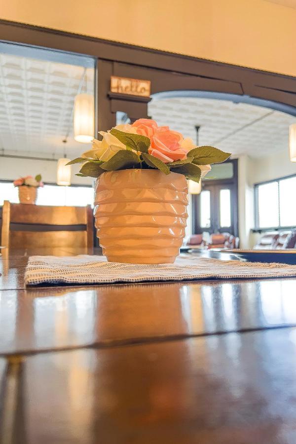 The Pub- 8Br Free Parking, Minutes From Falls & Casino Niagarafallen Exteriör bild