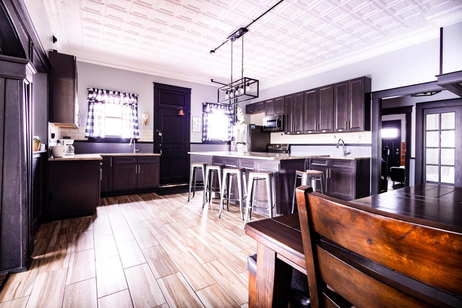 The Pub- 8Br Free Parking, Minutes From Falls & Casino Niagarafallen Exteriör bild
